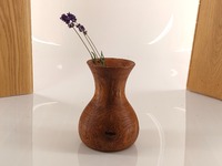 Wazon drewniany z jednego kawałka czerwonego dębu