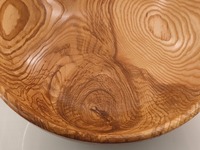 Duża misa z twardego jesionu dekoracyjna i funkcjonalna