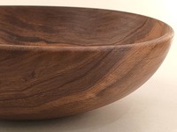 Wyjątkowa misa z jednego kawałka orzecha włoskiego