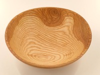 Misa drewniana z jednego kawałka jesionu