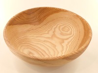 Misa drewniana z jednego kawałka jesionu