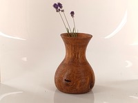 Wazon drewniany z jednego kawałka czerwonego dębu